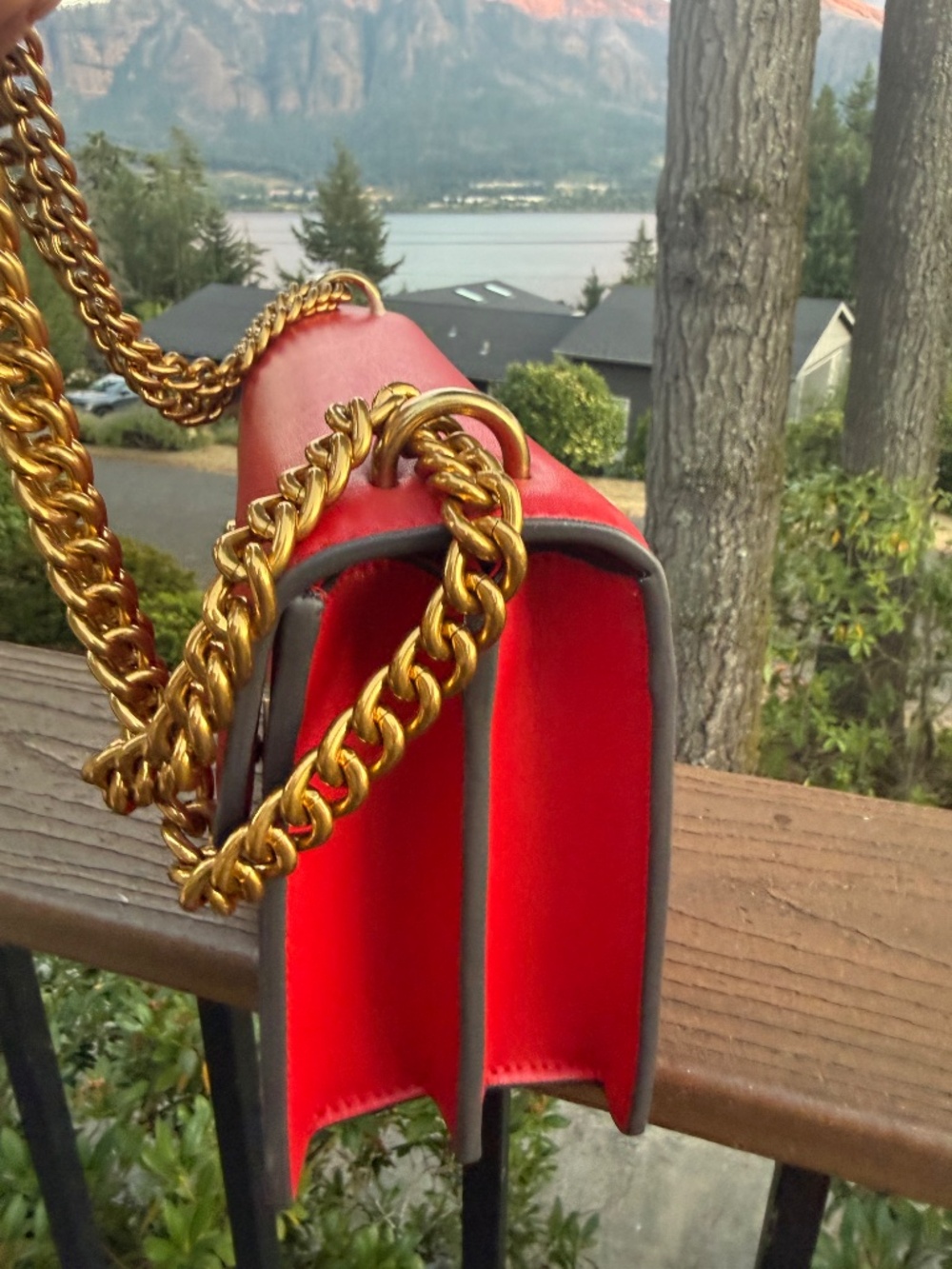 Marmont Chain Leather Medium shoulder bag - Picture 11 of 15